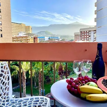 A Piece Of Paradise In Apartment Puerto de la Cruz (Tenerife)